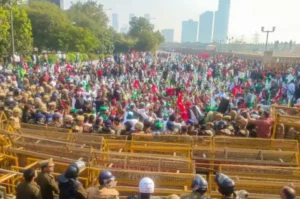 Noida - Delhi border